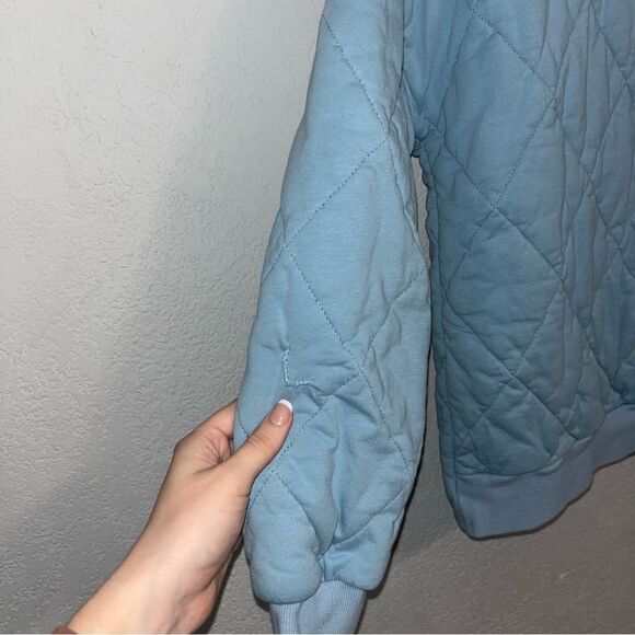 Alya Women's  Light Blue Quilted Jacket - Picture 8 of 10